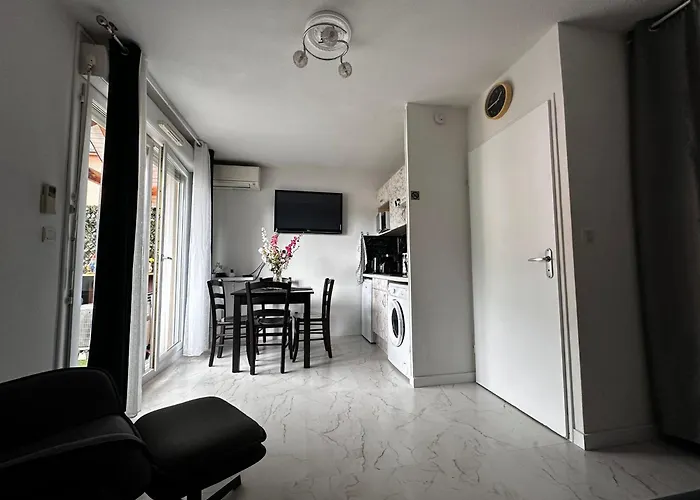 Ararat Apartamento Lourdes